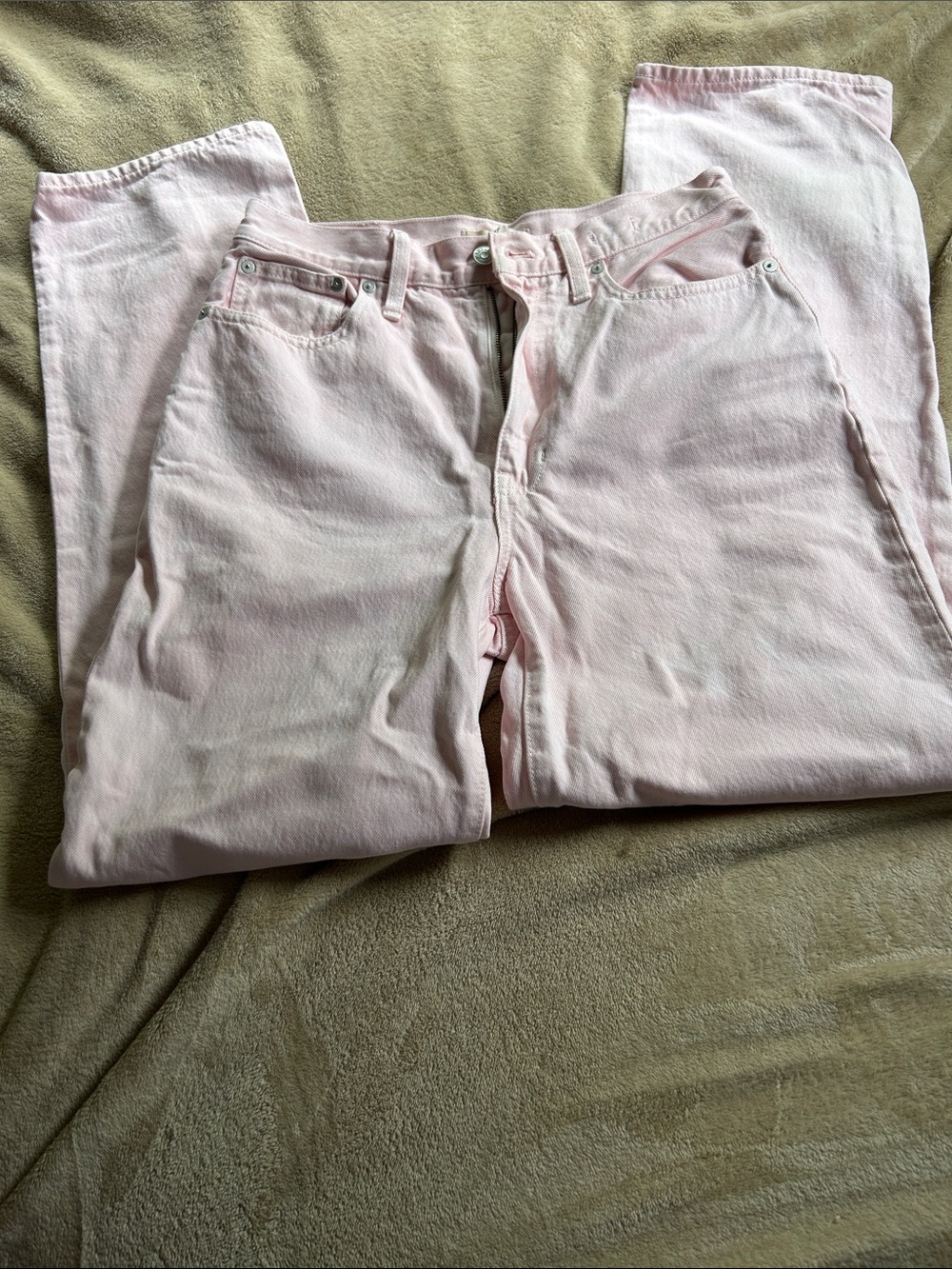 Madewell Straight-Leg Jeans in Pale Pink